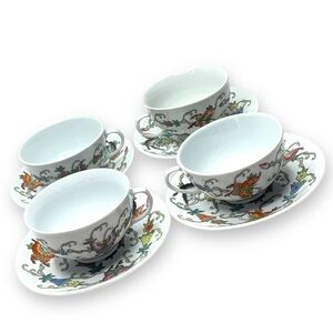 Chinese Jingdezhen Set of 4 Famille Rose Butterfly Design Porcelain Cup & Saucer